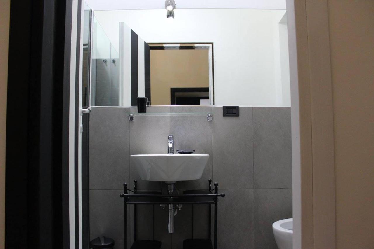 Lazy Gio Guest House ローマ エクステリア 写真